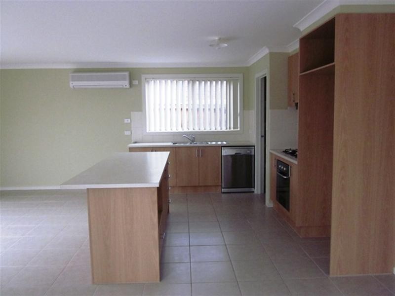 16 Crissa Street, Tarneit VIC 3029