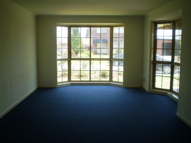 16 Tiber Close, Werribee VIC 3030