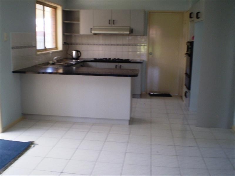 16 Tiber Close, Werribee VIC 3030