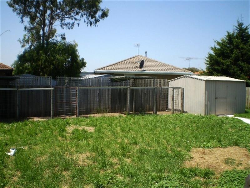 16 Tiber Close, Werribee VIC 3030