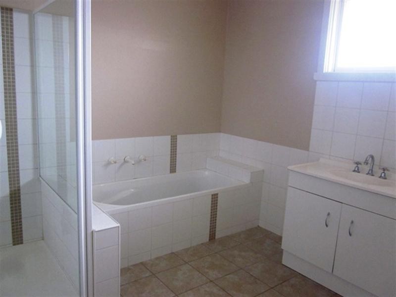 48 Wiltonvale Drive, Hoppers Crossing VIC 3029