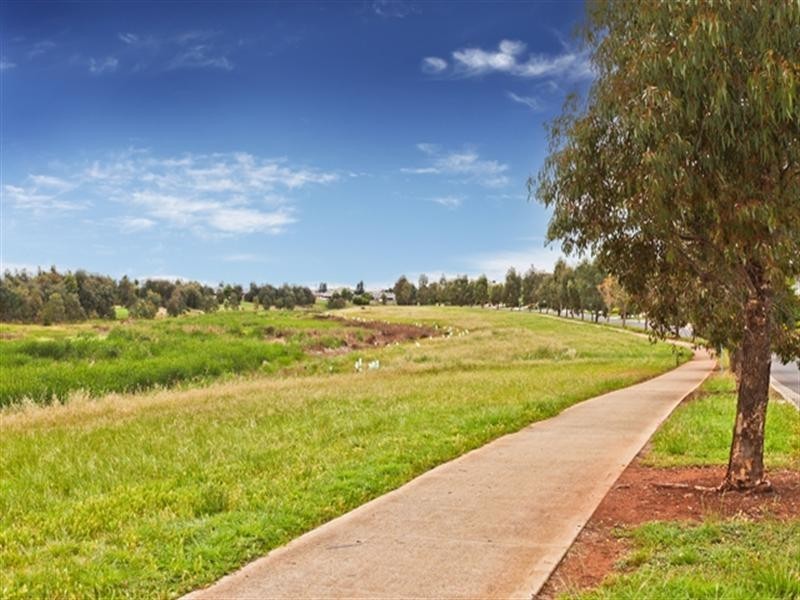 89 Bridgewater Way, Truganina VIC 3029