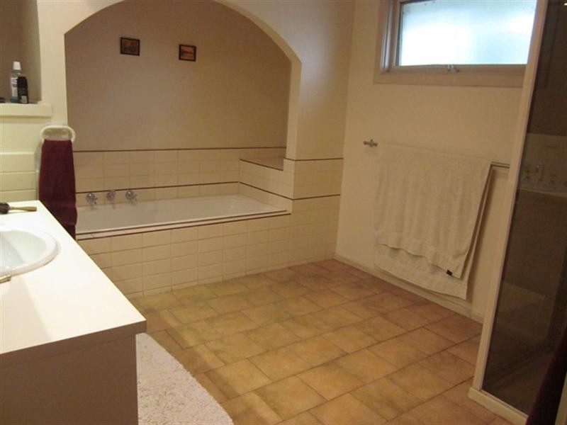 8 Snowgum Court, Hoppers Crossing VIC 3029