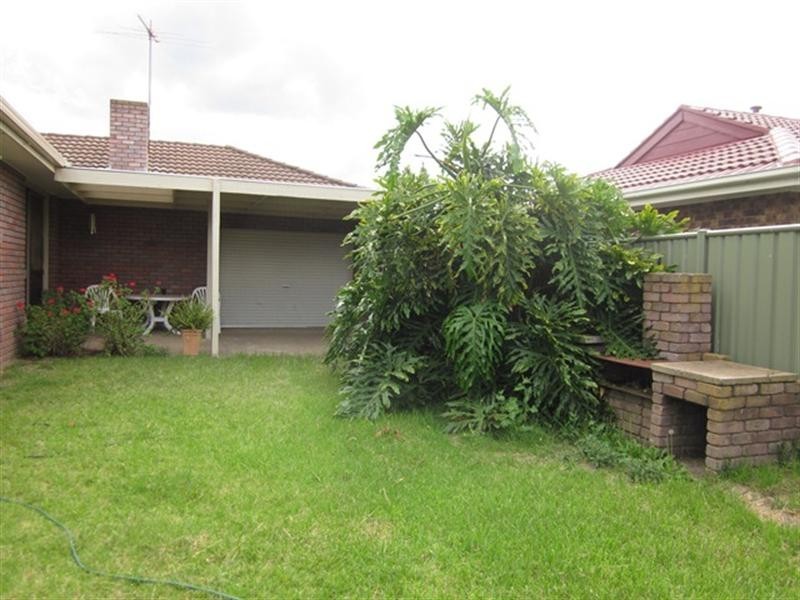 8 Snowgum Court, Hoppers Crossing VIC 3029