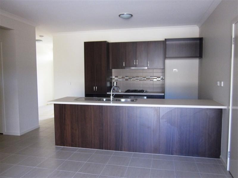 11/43-51 Federal Drive, Wyndham Vale VIC 3024