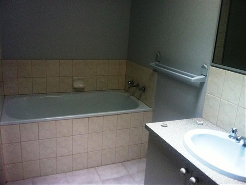 2/52 Iluka Drive, Werribee VIC 3030