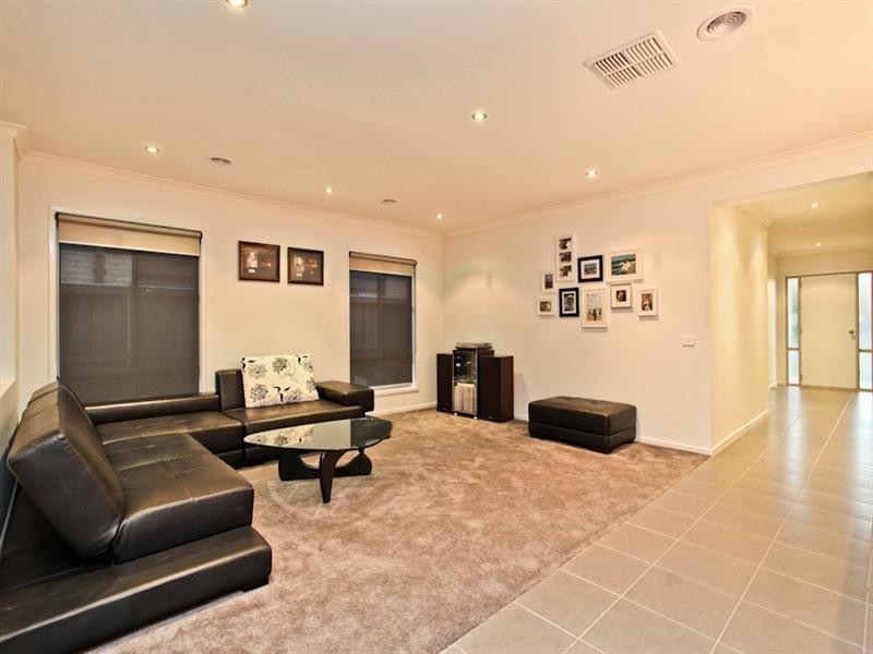 34 Prominence Boulevard, Tarneit VIC 3029