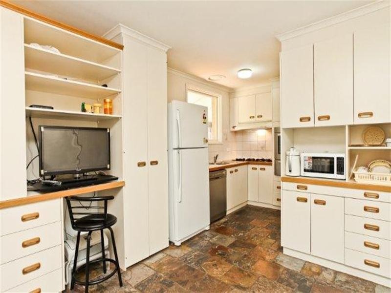 8 Frederick Court, Werribee VIC 3030