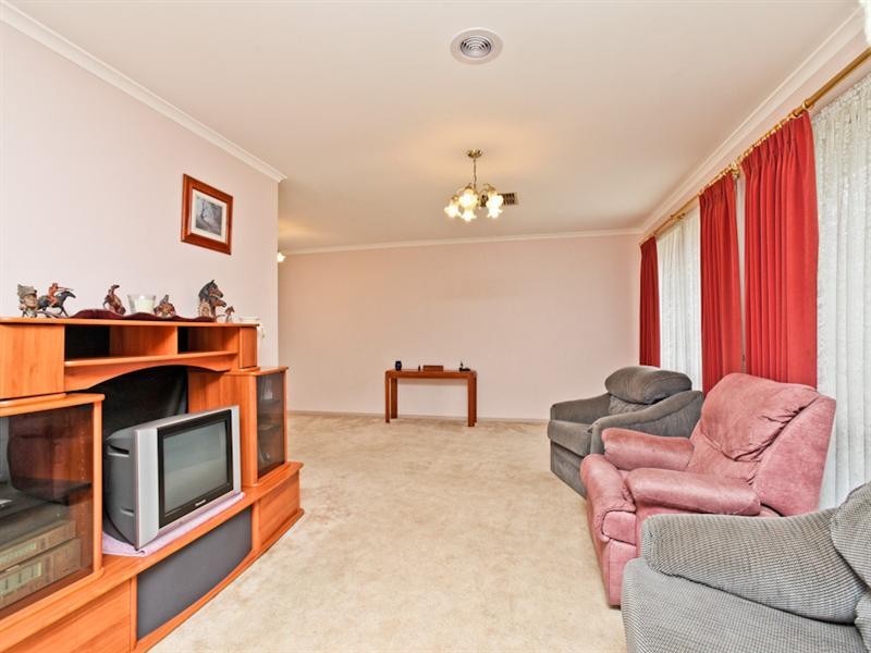 40 Dowling Avenue, Hoppers Crossing VIC 3029