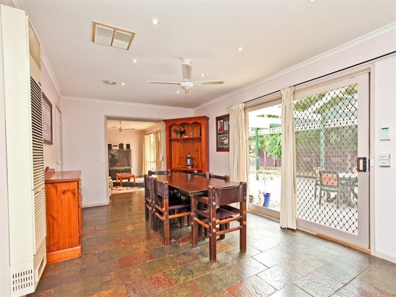 40 Dowling Avenue, Hoppers Crossing VIC 3029