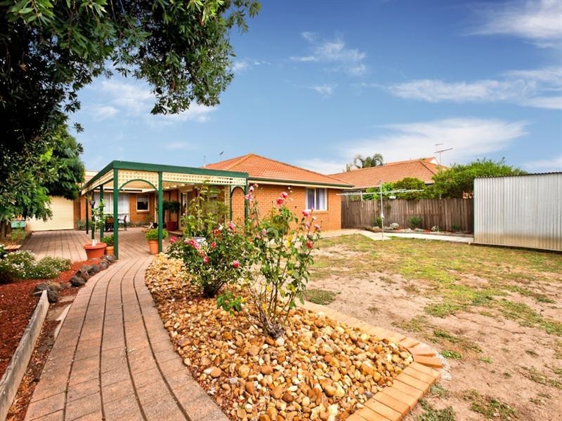 40 Dowling Avenue, Hoppers Crossing VIC 3029