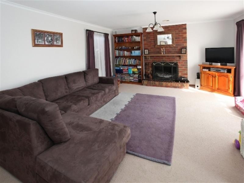 6 Sandleford Way, Hoppers Crossing VIC 3029