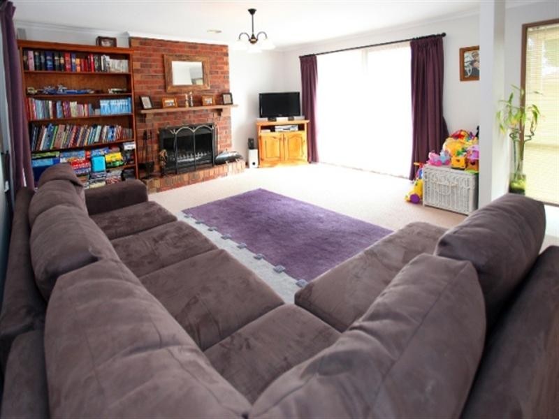 6 Sandleford Way, Hoppers Crossing VIC 3029