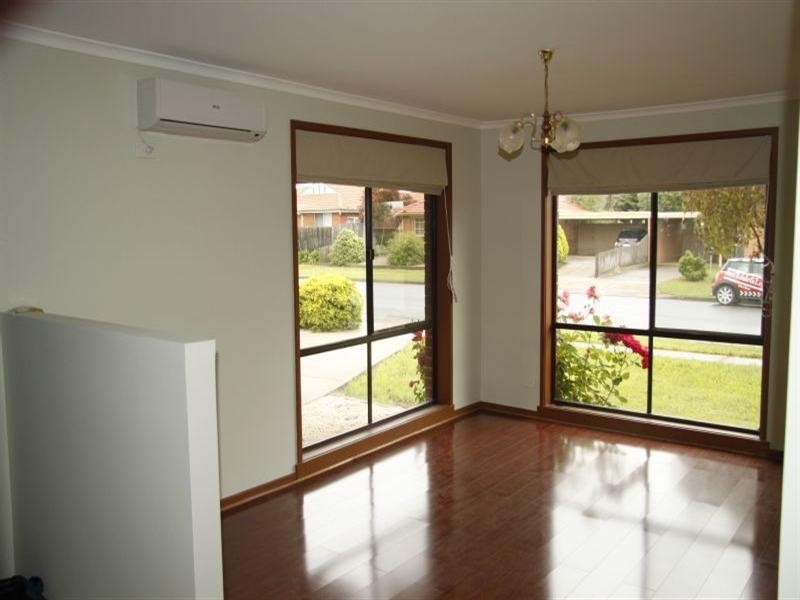 33 Kimberley Road, Werribee VIC 3030