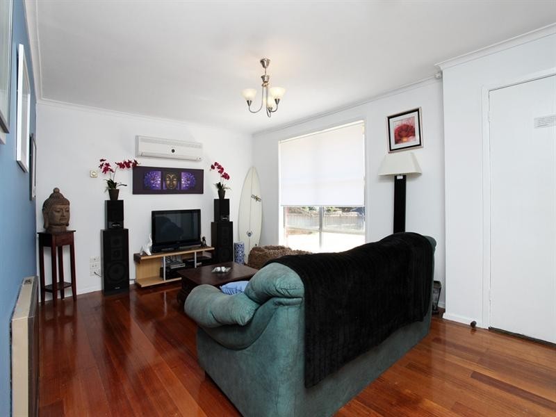 11 Muirhead Crescent, Werribee VIC 3030