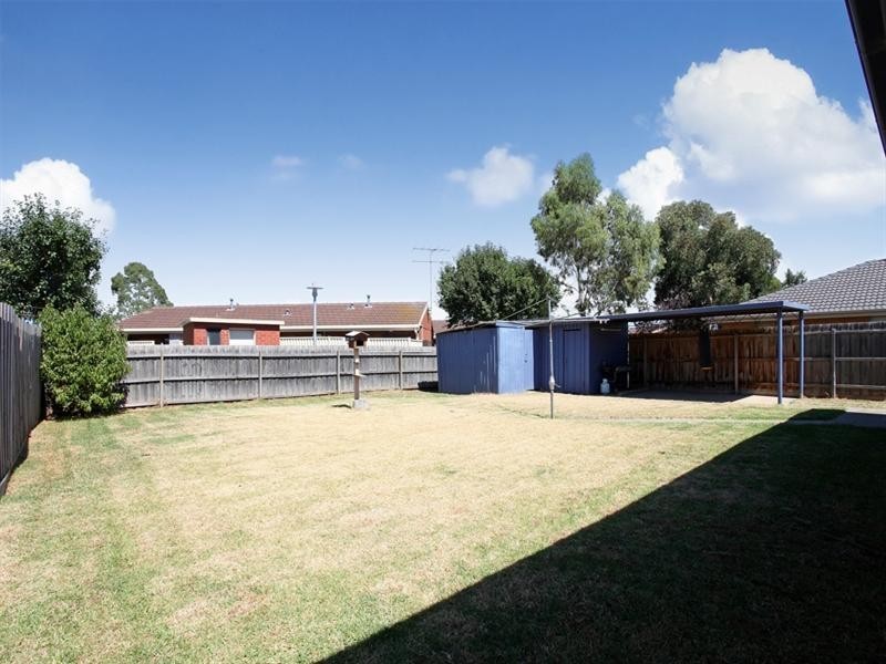 11 Muirhead Crescent, Werribee VIC 3030