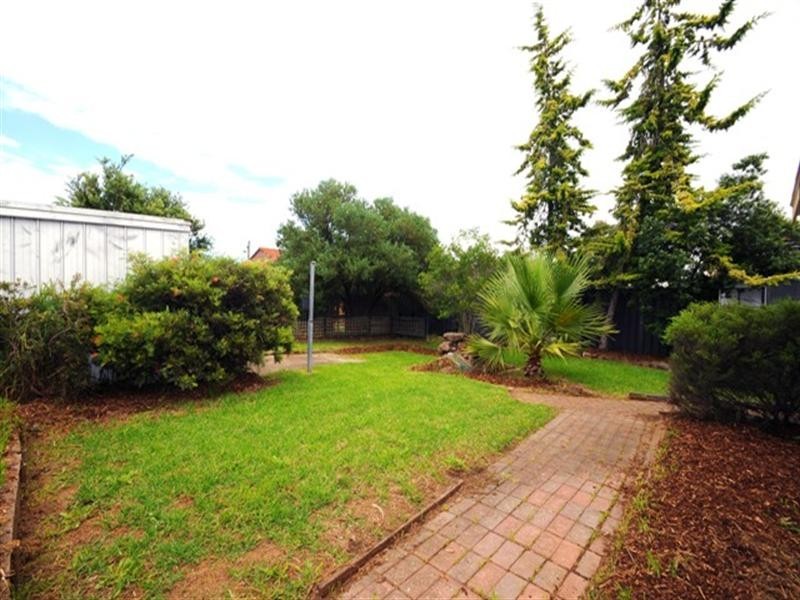 34 Westminster Drive, Werribee VIC 3030