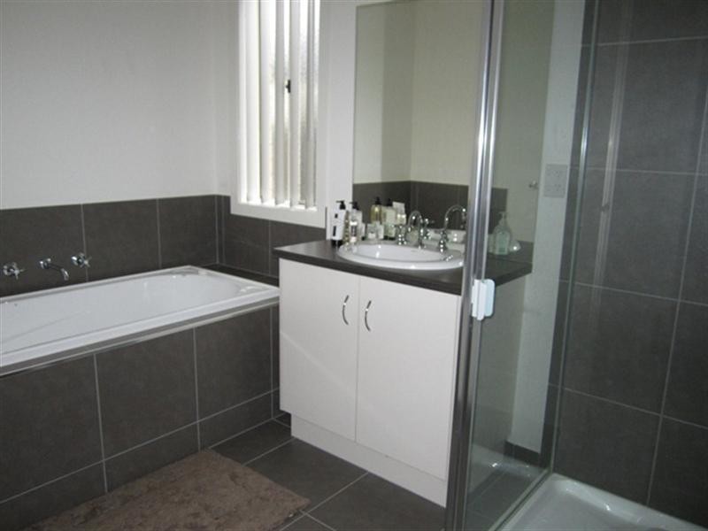 26 Romek Way, Truganina VIC 3029