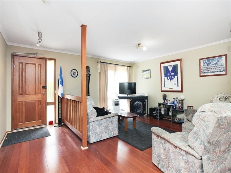 18 Derwent Road, Werribee VIC 3030