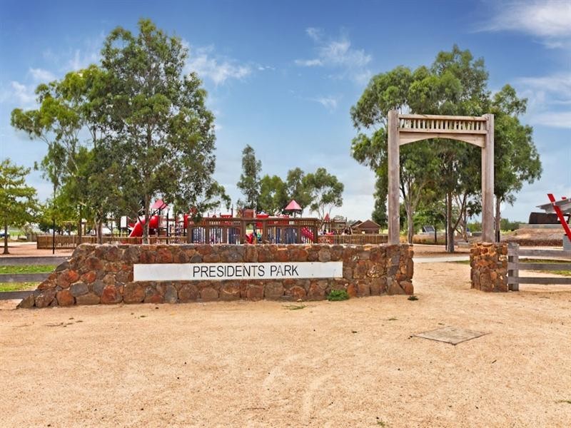 1 Phillip Drive, Wyndham Vale VIC 3024