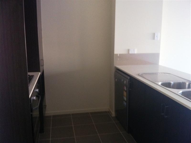 8a Hanworth Avenue, Williams Landing VIC 3027