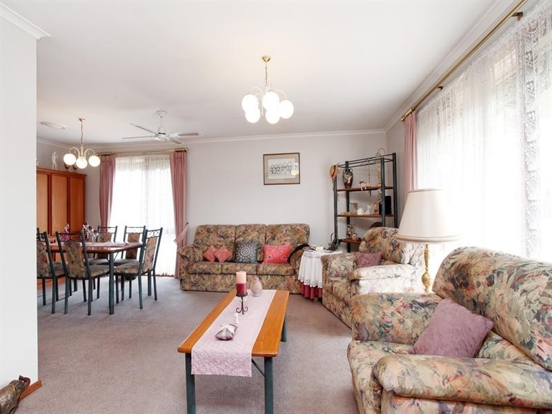 1 Weiskof Drive, Hoppers Crossing VIC 3029