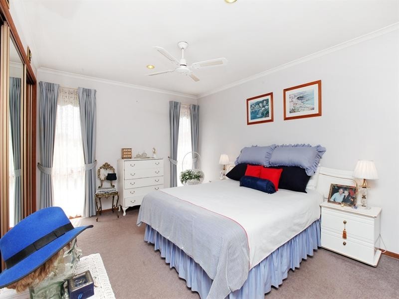 1 Weiskof Drive, Hoppers Crossing VIC 3029