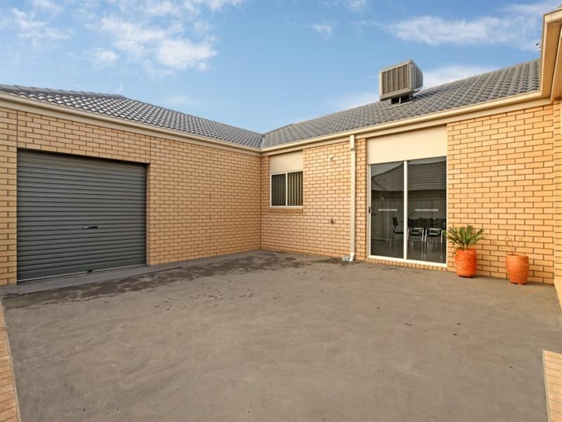 55 Cheviot Drive, Truganina VIC 3029