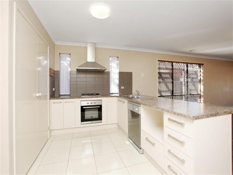 43 Kalorama Street, Tarneit VIC 3029