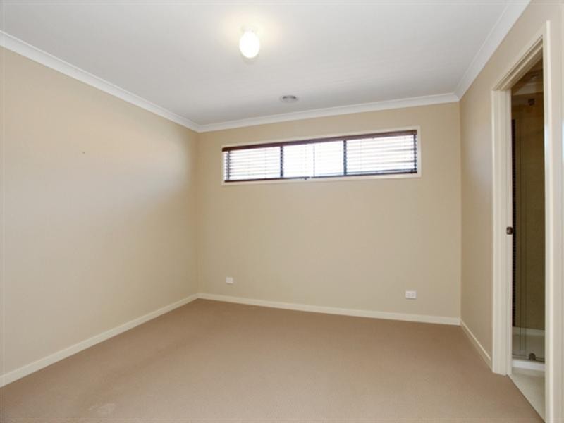 43 Kalorama Street, Tarneit VIC 3029