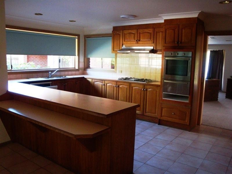 15 Delmont Street, Werribee VIC 3030