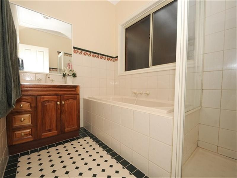 31b Meadow Way, Tarneit VIC 3029