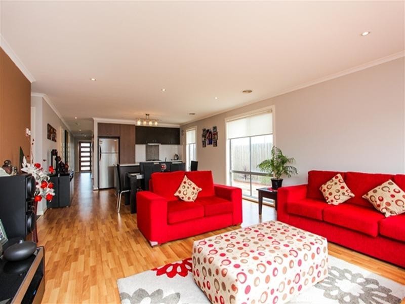 16 Merribah Way, Truganina VIC 3029