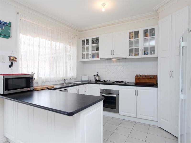 8 Tranquil Place, Tarneit VIC 3029