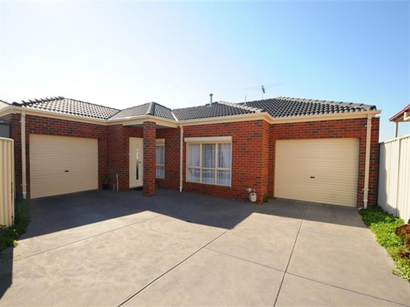 2/14 Jordyn Street, Tarneit VIC 3029