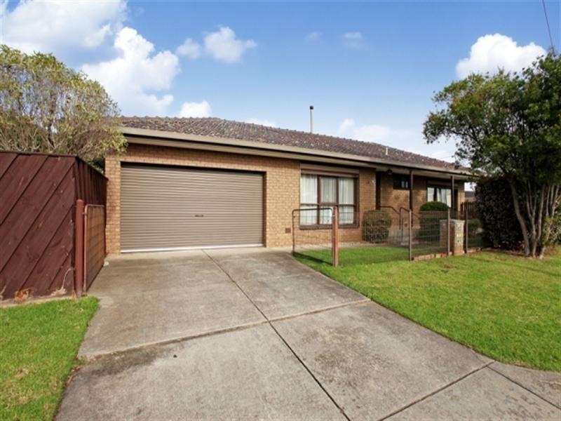 38 Baggott Drive, Hoppers Crossing VIC 3029