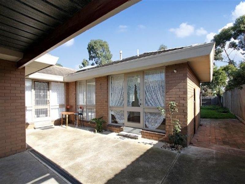 27 Canberra Avenue, Hoppers Crossing VIC 3029