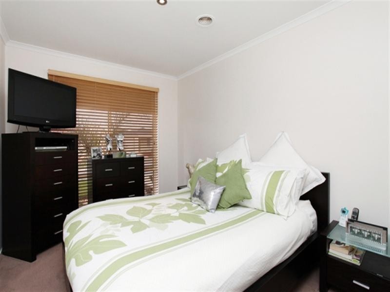 13 Provence Grove, Hoppers Crossing VIC 3029