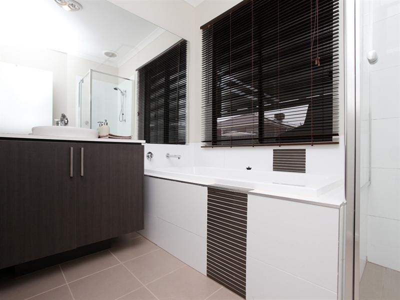 72 Weavers Street, Wyndham Vale VIC 3024