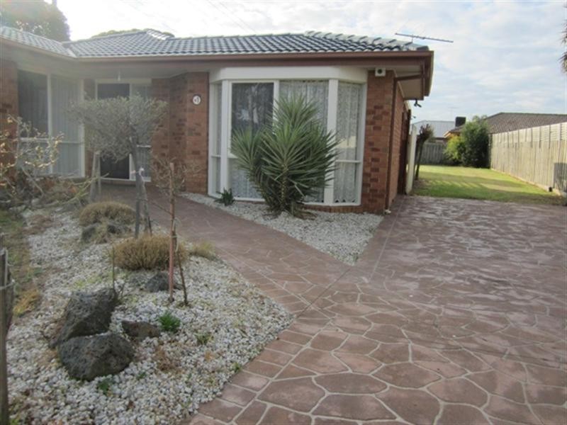 1 Golden Square, Hoppers Crossing VIC 3029