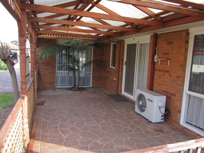 1 Golden Square, Hoppers Crossing VIC 3029