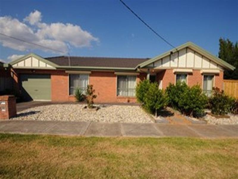 2 Davis Court, Altona Meadows VIC 3028