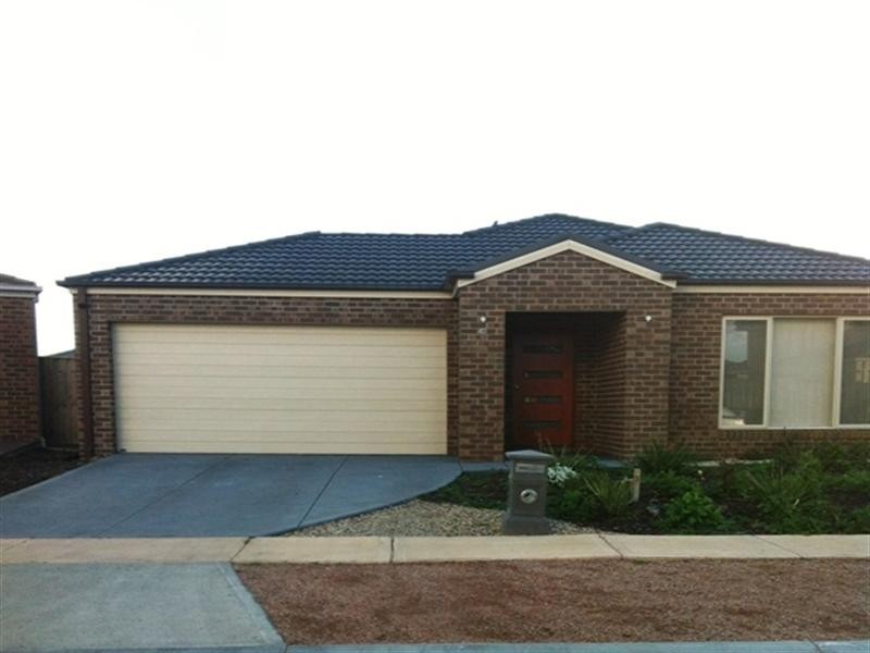 40 Loon Drive, Williams Landing VIC 3027