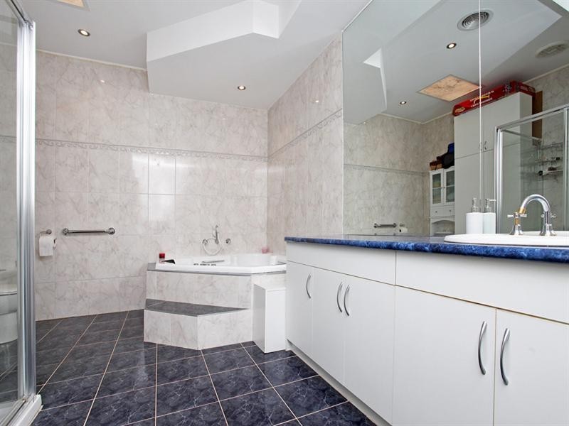 15 Tracey Street, Werribee VIC 3030