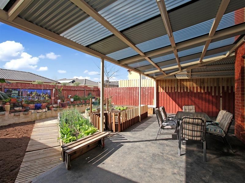 15 Tracey Street, Werribee VIC 3030