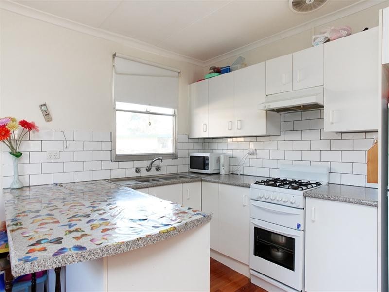 1 Gossamer Street, Werribee VIC 3030