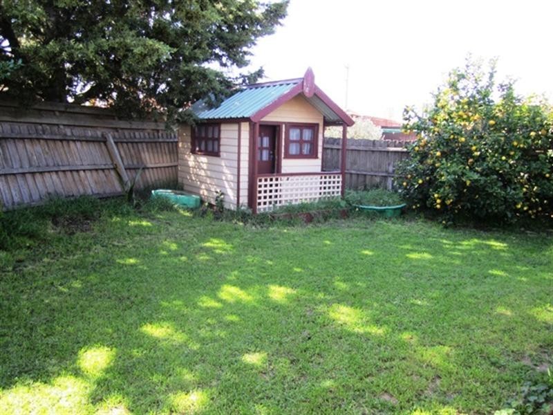 7 Warbler Close, Werribee VIC 3030