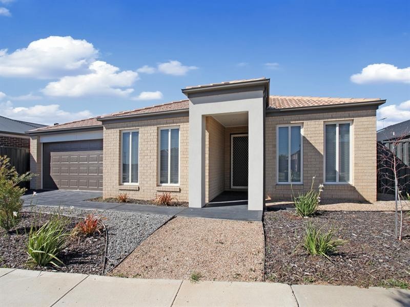 26 Romek Way, Truganina VIC 3029