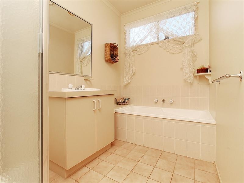 7 Englefield Court, Werribee VIC 3030