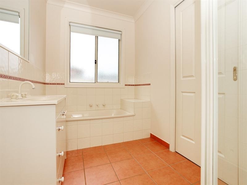 1/6 Havelock Place, Wyndham Vale VIC 3024